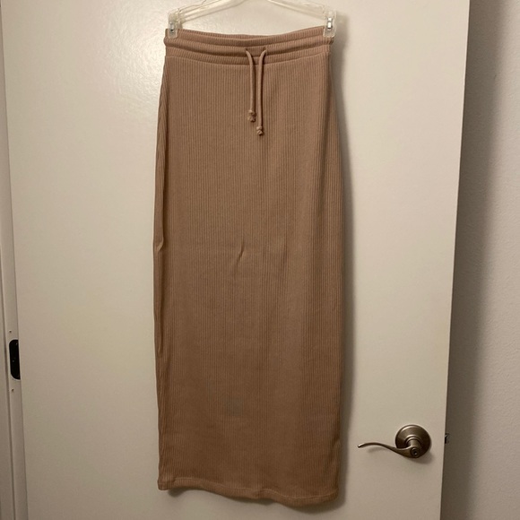 Zara skirt - Picture 1 of 4